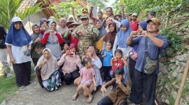 Bu Endah tinjau program gotong royong di Kedungpoh Tengah